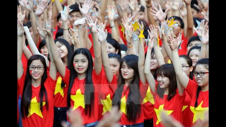 Phụ huynh “bắt trend”: Chọn - Cảm hứng video marketing từ Hotspot Matrix